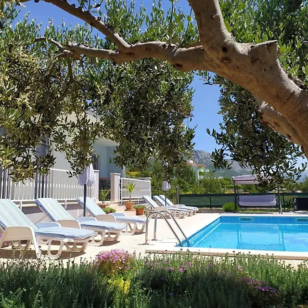 Kastel Gomilica: Private Pool For 6